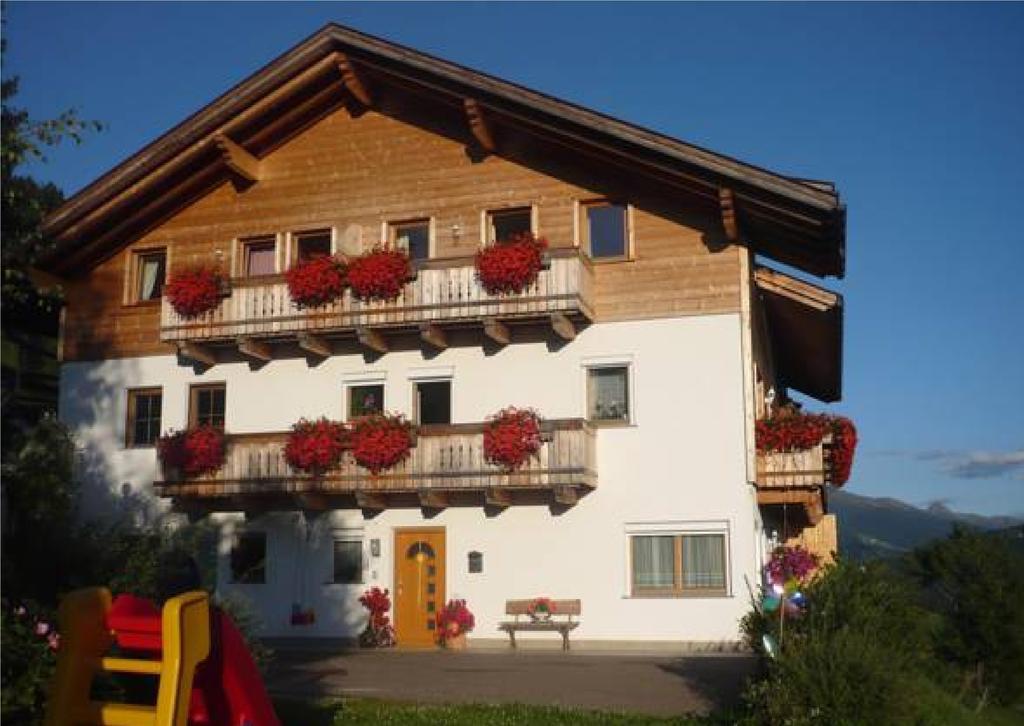 Steinerhof Appartement Toblach Kamer foto